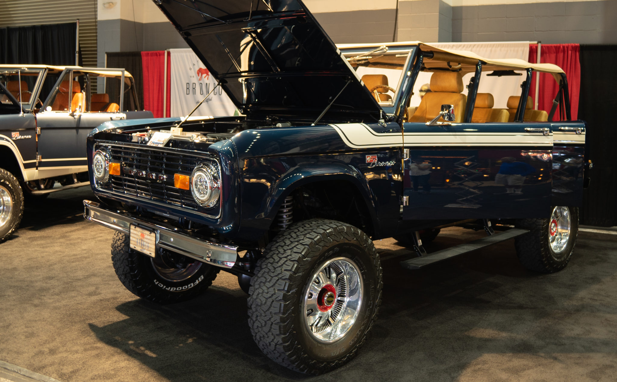 Gateway Bronco At BarrettJackson Custom Ford Broncos